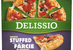 DELISSIO Pizza Deluxe à croûte farcie, 744 grammes.